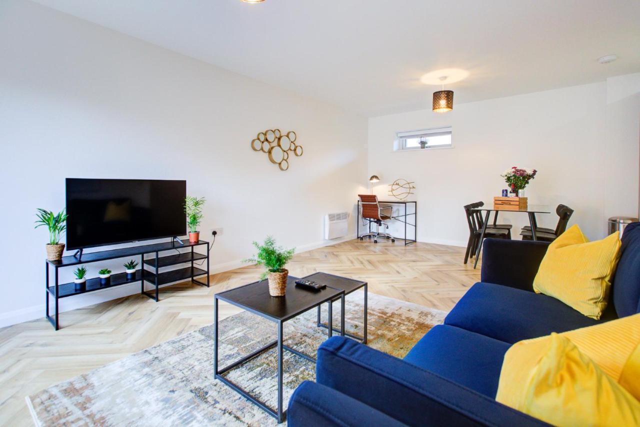 Hybrid Resi - London, Mitcham Close To Tooting And Wimbledon ミッチャム エクステリア 写真
